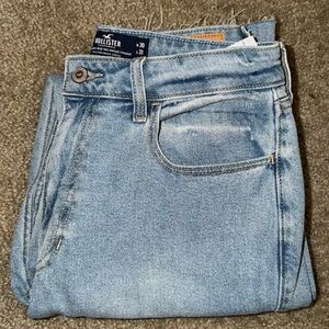 Hollister women’s Slim Jeans in Light Blue